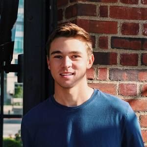 Meet your Posher, Quinn